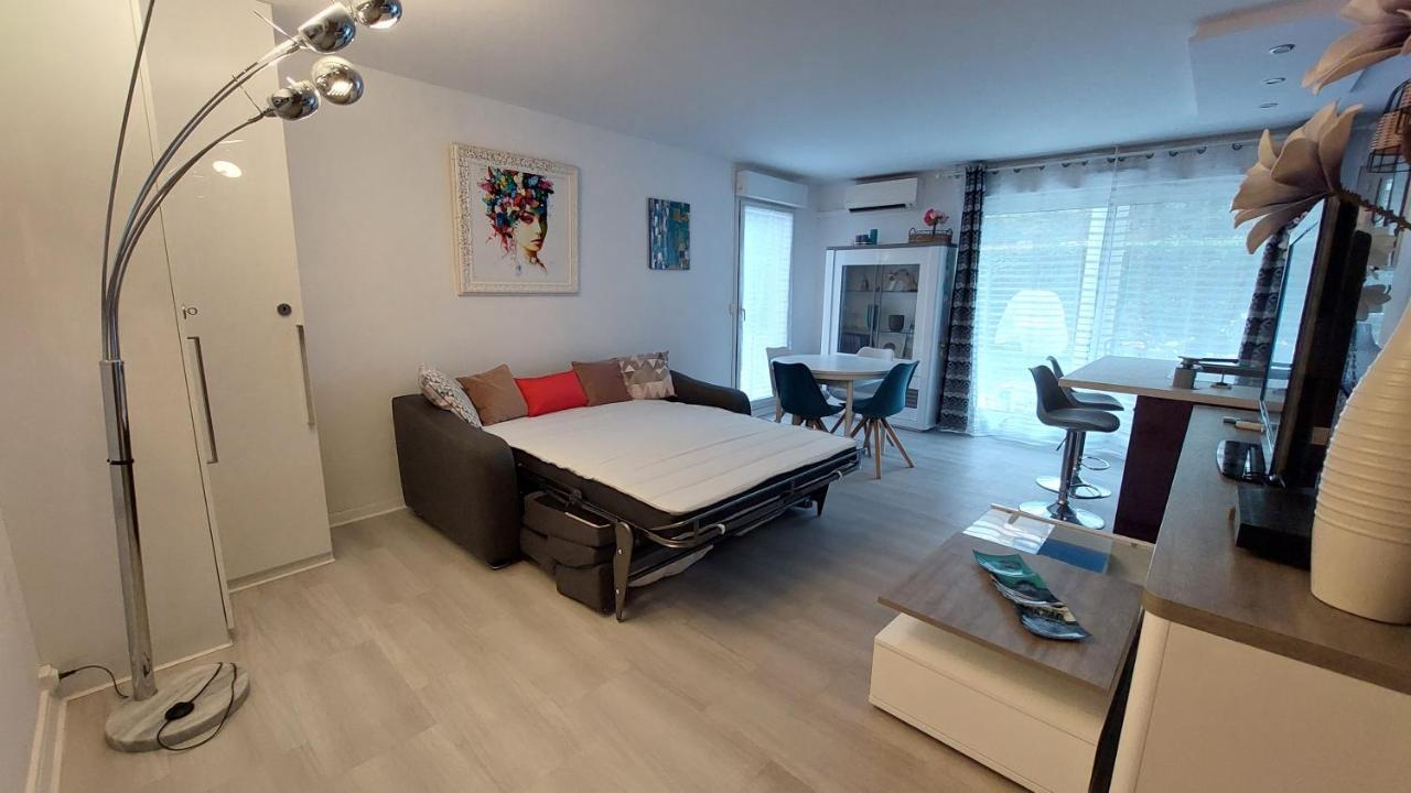 Charmant Appartement Residentiel Avec Terrasse, Jardin Privatif Et Piscine A Cannes Eksteriør billede