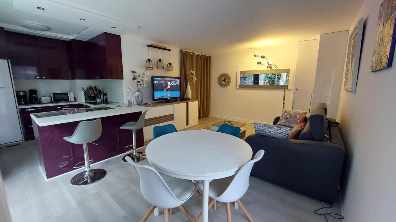 Charmant Appartement Residentiel Avec Terrasse, Jardin Privatif Et Piscine A Cannes Eksteriør billede