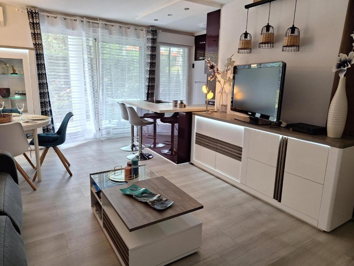 Charmant Appartement Residentiel Avec Terrasse, Jardin Privatif Et Piscine A Cannes Eksteriør billede